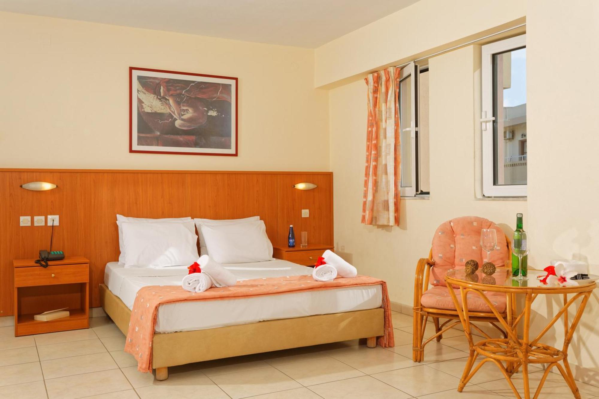 Agrabella Hotel Hersonissos  Zewnętrze zdjęcie